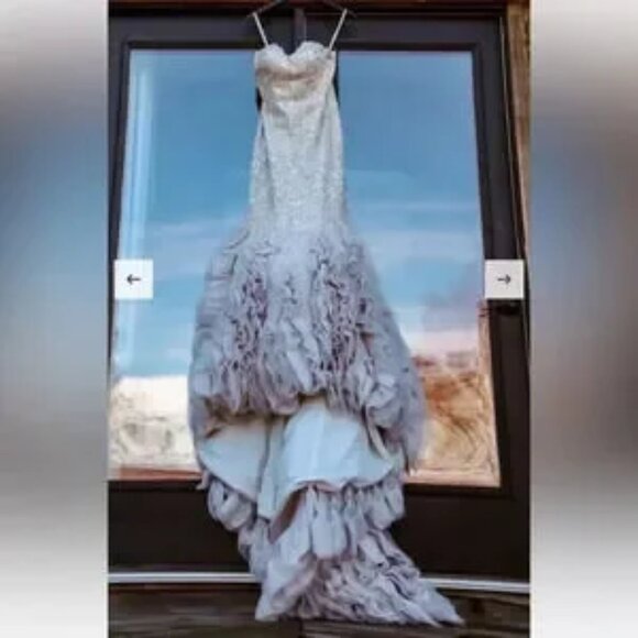 Ian Stuart wedding dresss flamenco 8 - Picture 10 of 11